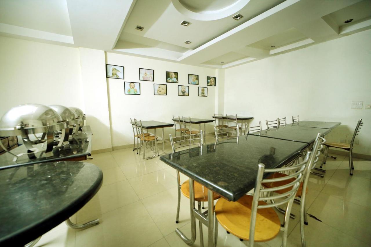 Hotel Blue Bell - Karol Bagh New Delhi المظهر الخارجي الصورة